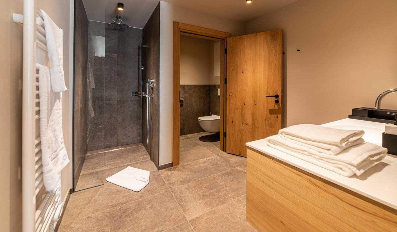 Alpinresortarlberg 1495 - Garni - Fruhstuck In Der Suite Schroecken Ngoại thất bức ảnh